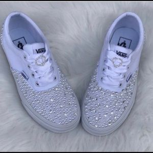 Customized Vans for your wedding comfort